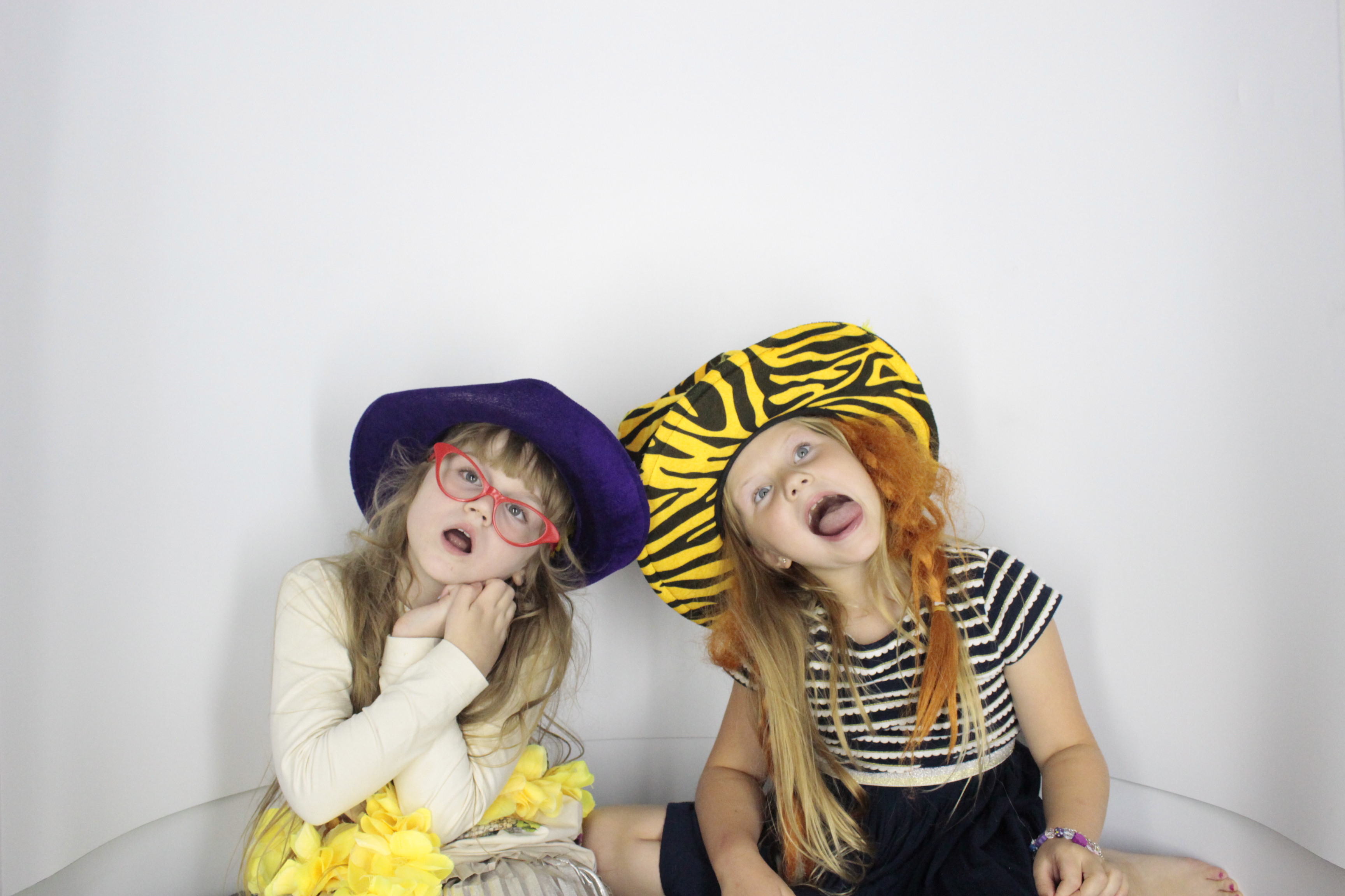 Nadine 40th Birthday  | View more photos from the event at gallery.myphotoboothexperience.co.uk/u/MyPhotoBoothExperienceLtd/Nadine-40th-Birthday